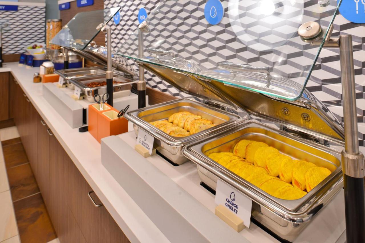 Holiday Inn Express & Suites - Ottawa By Ihg Bagian luar foto